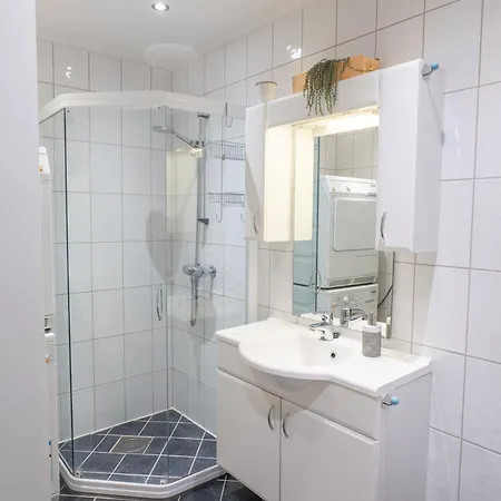 公寓 Roomsly - Prime Location And Modern Comfort *