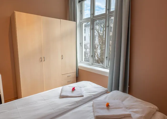 아파트 Roomsly - Prime Location And Modern Comfort 베르겐
