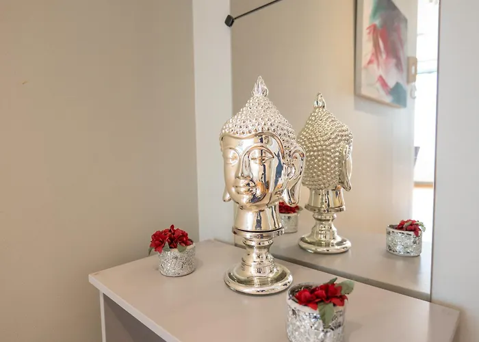 Roomsly - Prime Location And Modern Comfort Bergen